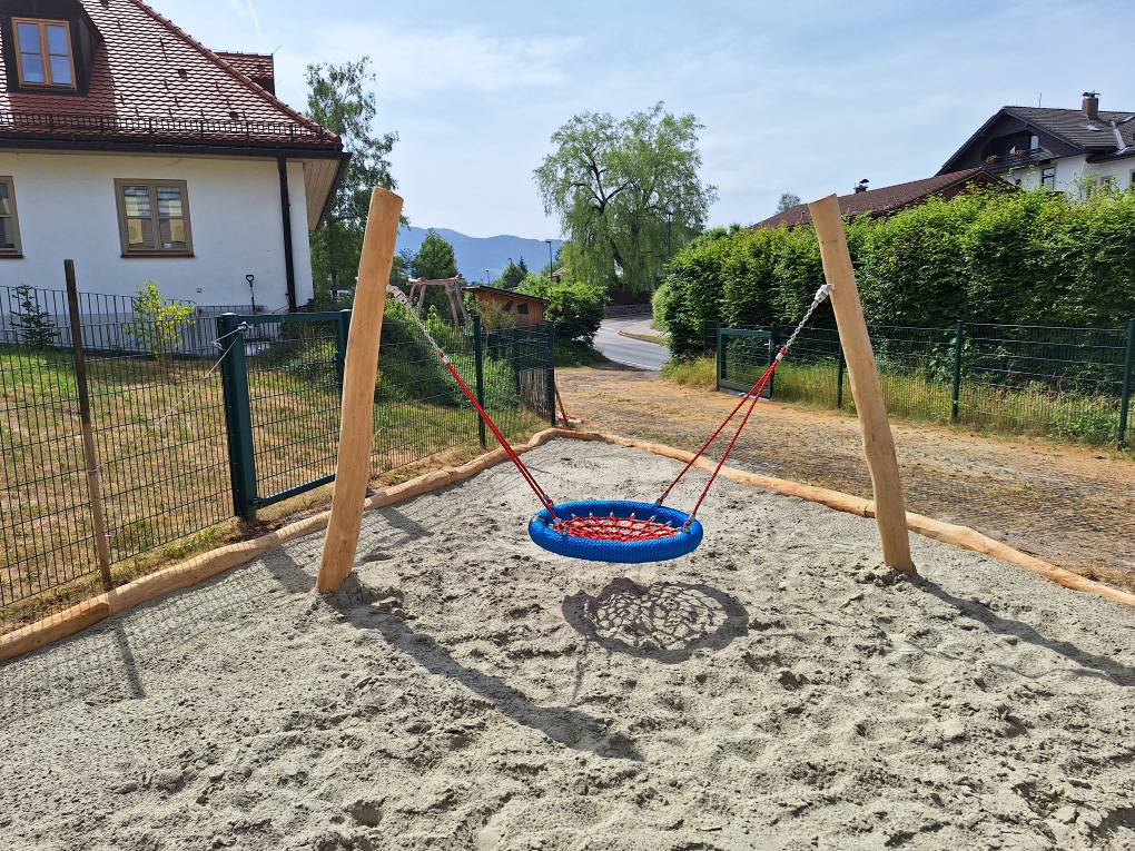 KristallTurm Mini Nestschaukel