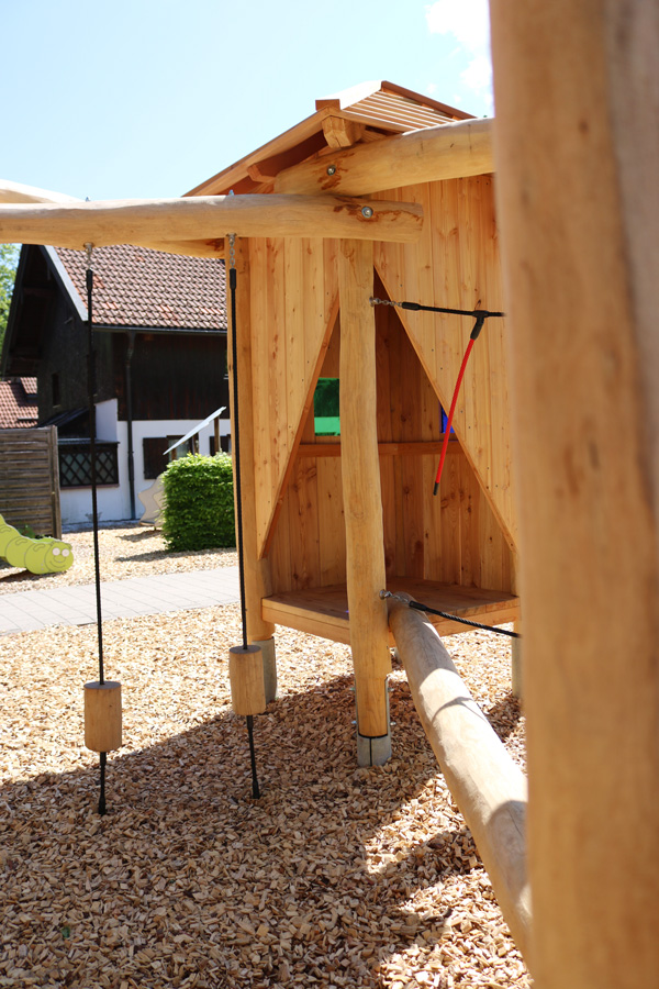 KristallTurm Spielplatz für St. Josef Kindergarten in Lenggries