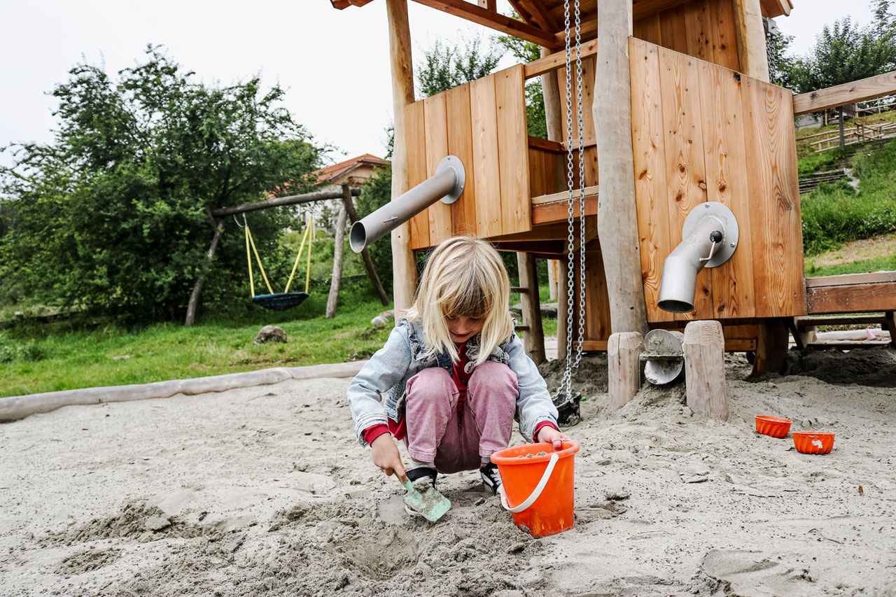 KristallTurm Spielplatz Sandkasten Sandbaustelle