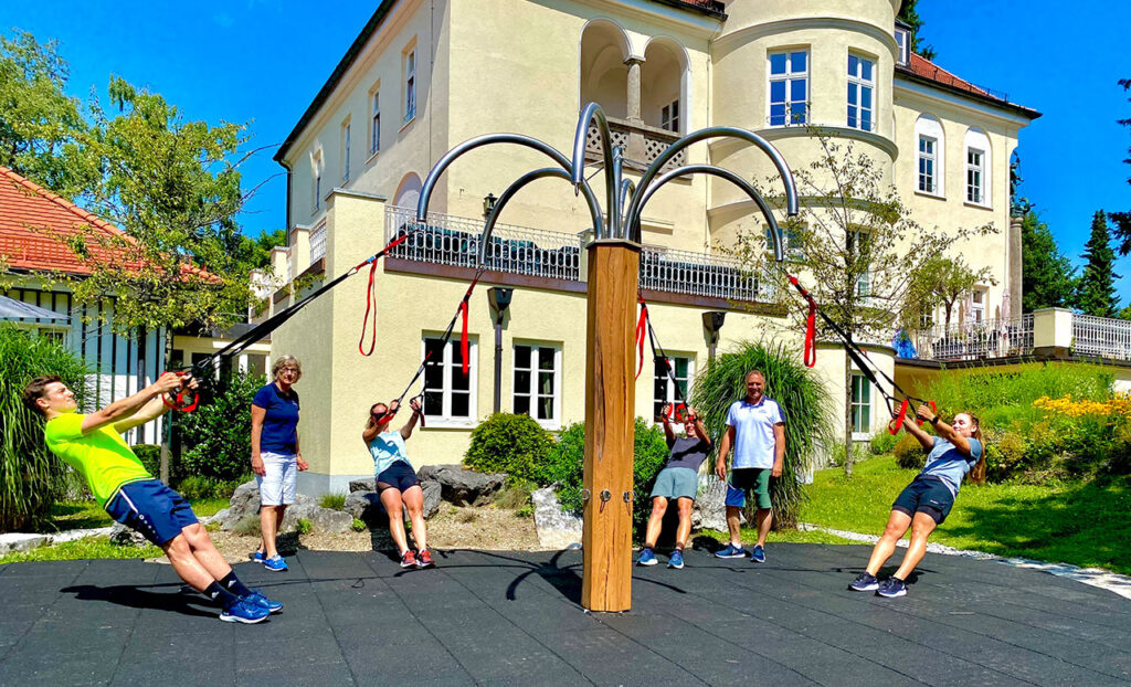 KristallTurm Fitnesspalme - Calisthenicstraining im Freien
