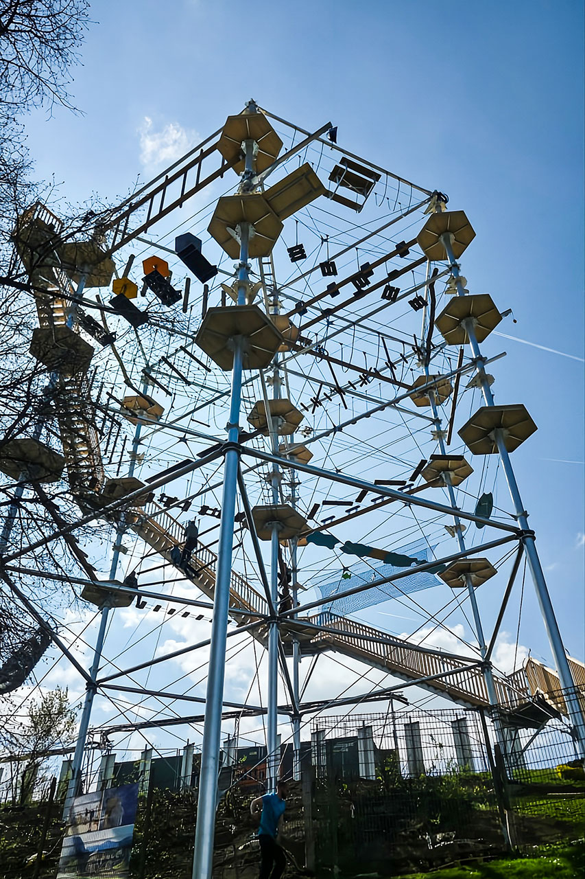 SAYAQ Adventure Tower im Olympiapark München