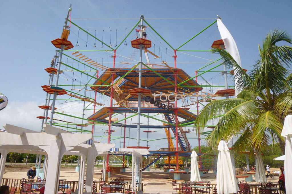 KristallTurm Hochseilgarten als Erweiterung eines Resort auf Kuba