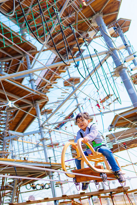 KristallTurm KT-18 Fukuoka - Kid´s course below the first level of the High Ropes course for additional revenue